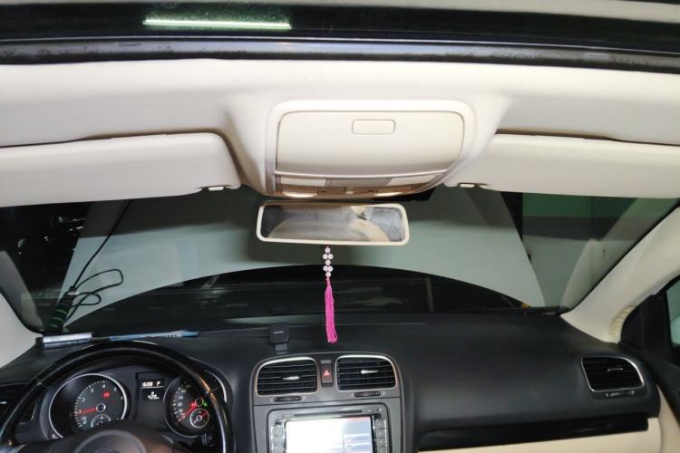 Used Volkswagen Golf 2012 1.6L Automatic Comfort Model Headliner