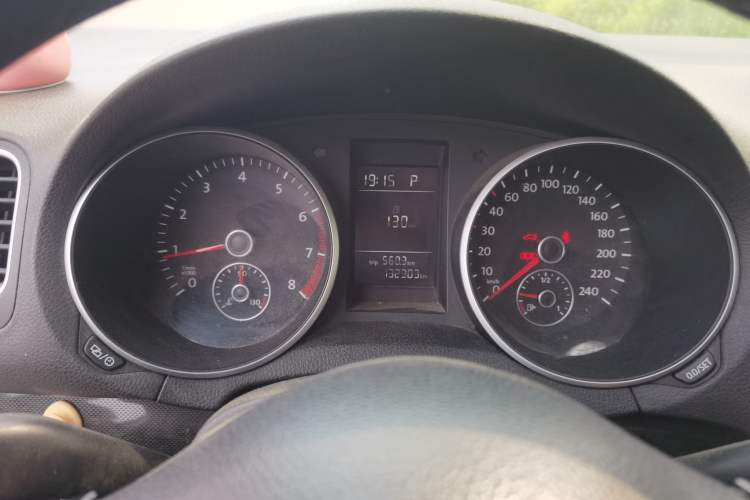Used Volkswagen Golf 2012 1.4 TSI Automatic Comfort Edition Instrument Cluster