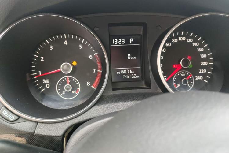 Used Volkswagen Golf 2012 1.6L Automatic Comfort Model Instrument Cluster