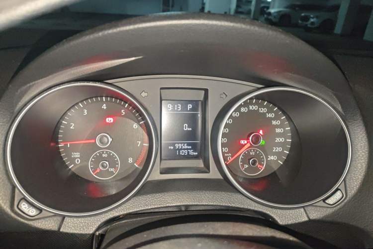 Used Volkswagen Golf 2012 1.6L Automatic Comfort Model Instrument Cluster