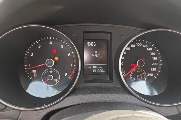 Used Volkswagen Golf 2012 1.4 TSI Manual Comfort Edition Instrument Cluster