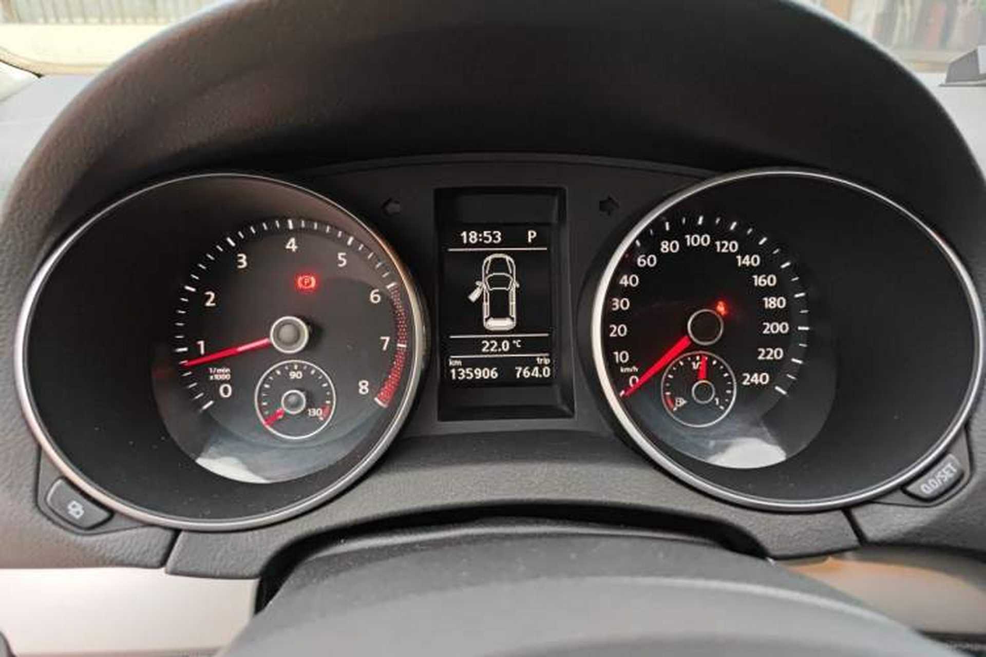 Used Volkswagen Golf 2012 1.4TSI Automatic Luxury Edition Instrument Cluster