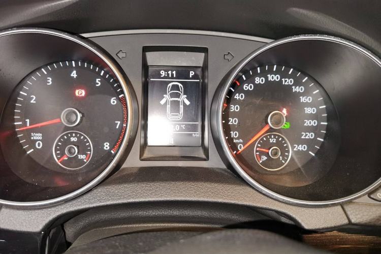 Used Volkswagen Golf 2012 1.4TSI Comfort Convertible Edition Instrument Cluster