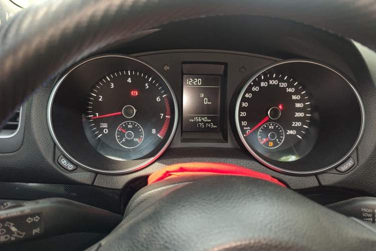 Used Volkswagen Golf 2012 1.4 TSI Manual Comfort Edition Instrument Cluster