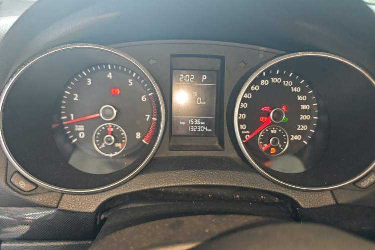 Used Volkswagen Golf 2012 1.4 TSI Automatic Comfort Edition Instrument Cluster