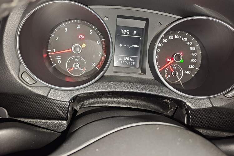 Used Volkswagen Golf 2012 1.4 TSI Automatic Comfort Edition Instrument Cluster