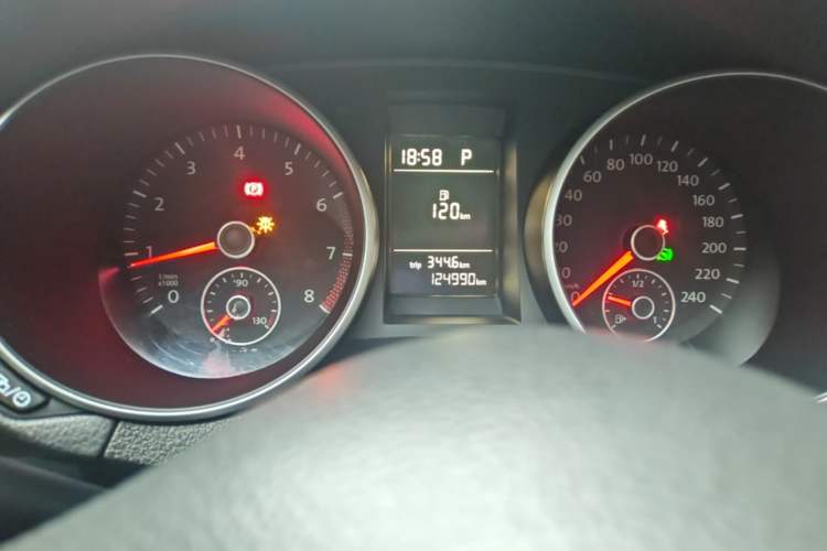 Used Volkswagen Golf 2012 1.6L Automatic Comfort Model Instrument Cluster