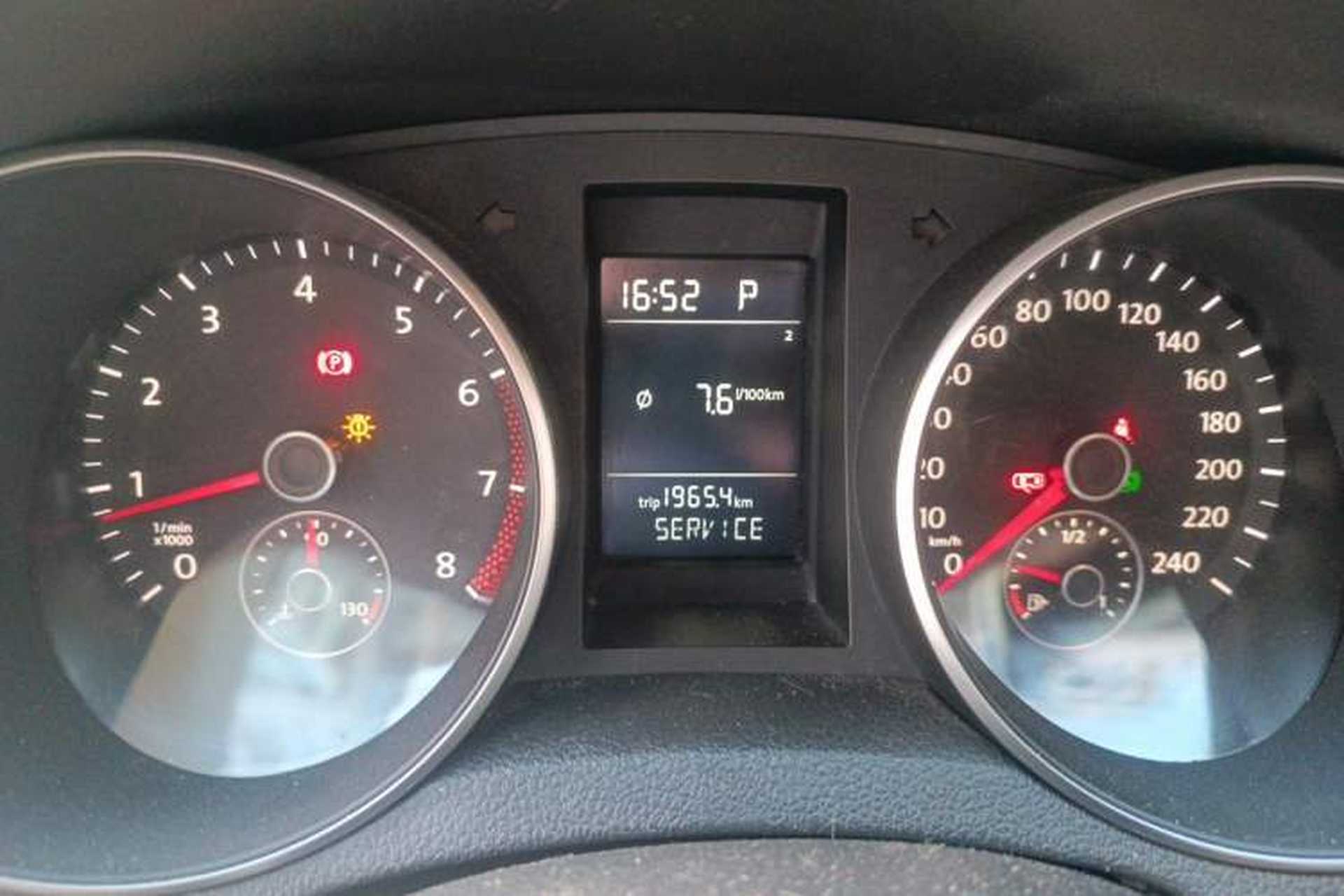 Used Volkswagen Golf 2012 1.4 TSI Automatic Comfort Edition Instrument Cluster
