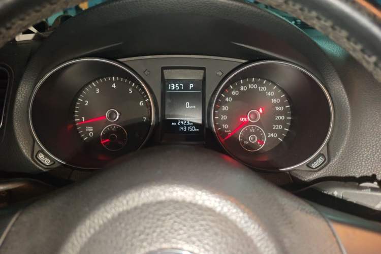 Used Volkswagen Golf 2012 1.6L Automatic Comfort Model Instrument Cluster