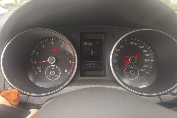 Used Volkswagen Golf 2012 1.6L Automatic Comfort Model Instrument Cluster