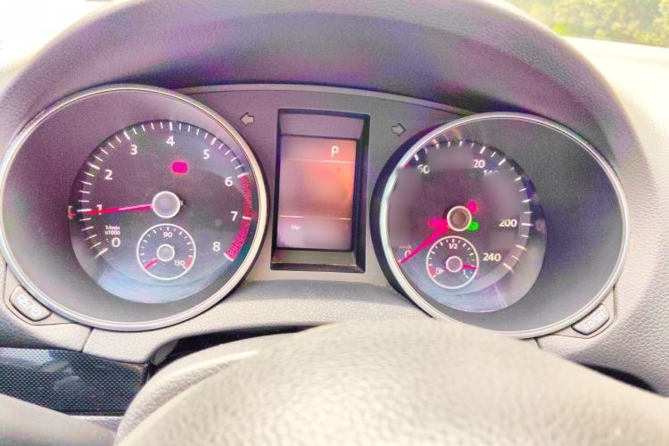 Used Volkswagen Golf 2012 1.6L Automatic Comfort Model Instrument Cluster