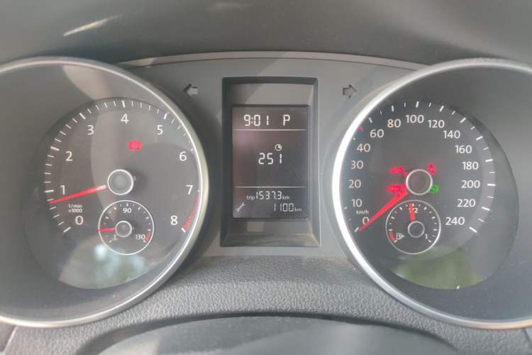Used Volkswagen Golf 2012 1.4 TSI BlueMotion Edition Instrument Cluster