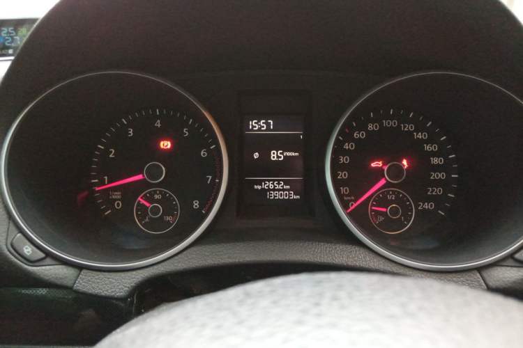 Used Volkswagen Golf 2012 1.4 TSI Manual Comfort Edition Instrument Cluster