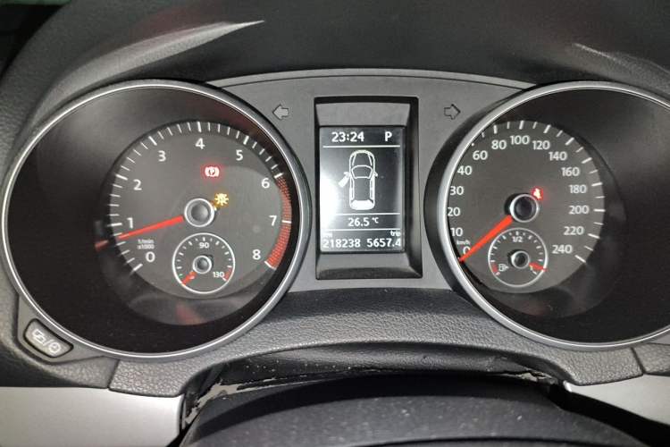 Used Volkswagen Golf 2012 1.4TSI Automatic Luxury Edition Instrument Cluster