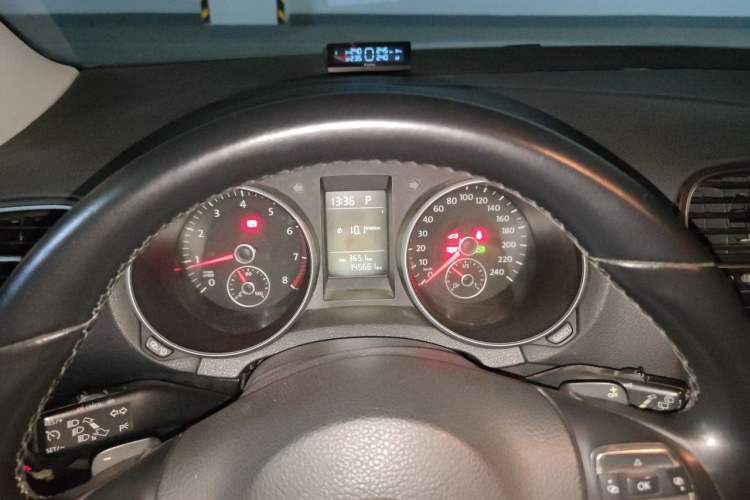 Used Volkswagen Golf 2012 1.6L Automatic Comfort Model Instrument Cluster