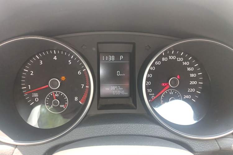 Used Volkswagen Golf 2012 1.4 TSI Automatic Comfort Edition Instrument Cluster