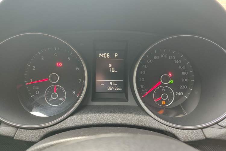 Used Volkswagen Golf 2012 1.4 TSI Automatic Comfort Edition Instrument Cluster
