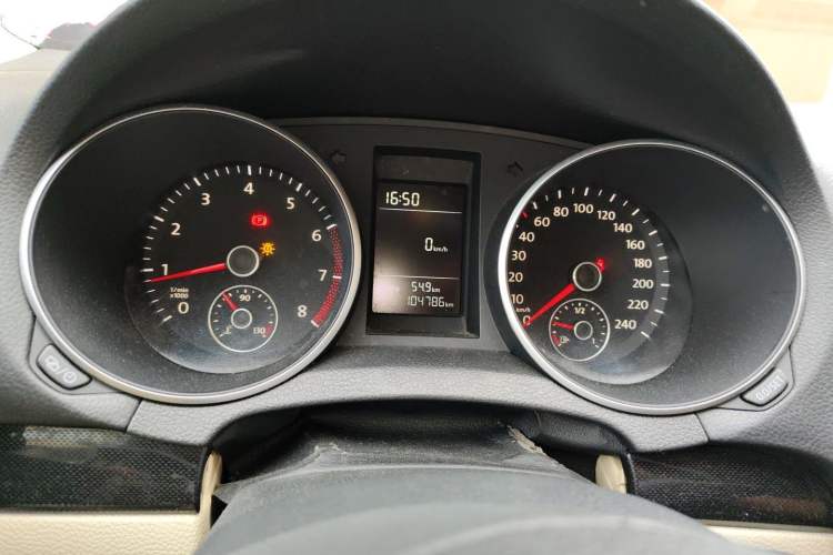 Used Volkswagen Golf 2012 1.4 TSI Manual Comfort Edition Instrument Cluster