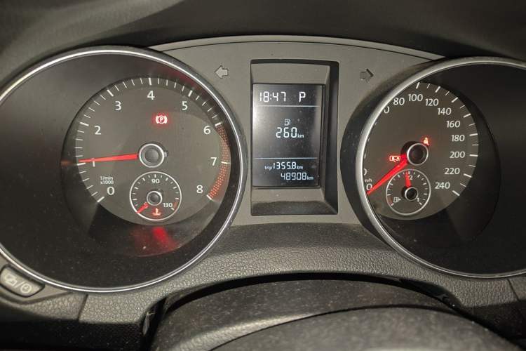 Used Volkswagen Golf 2012 1.6L Automatic Comfort Model Instrument Cluster