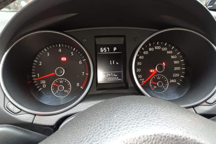 Used Volkswagen Golf 2012 1.4 TSI Automatic Comfort Edition Instrument Cluster
