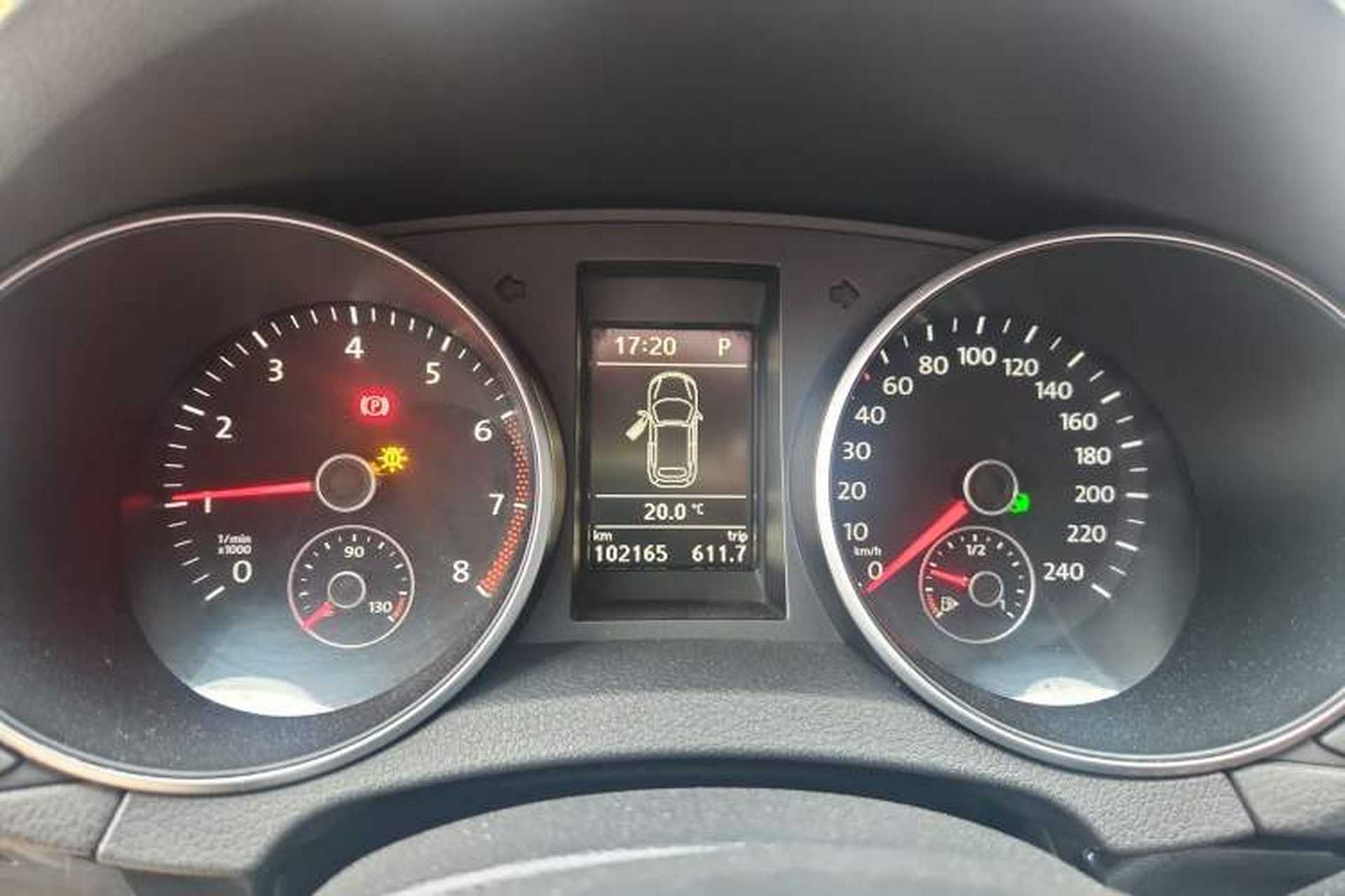 Used Volkswagen Golf 2012 1.4TSI Luxury Convertible Edition Instrument Cluster