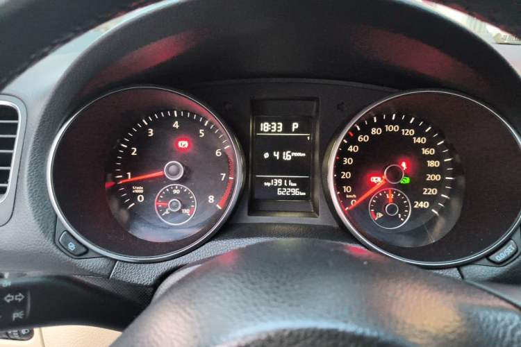 Used Volkswagen Golf 2012 1.6L Automatic Comfort Model Instrument Cluster