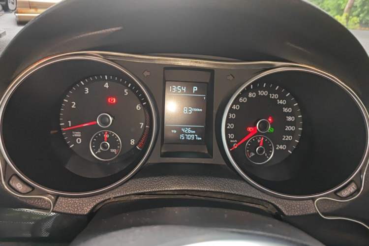 Used Volkswagen Golf 2012 1.4 TSI BlueMotion Edition Instrument Cluster