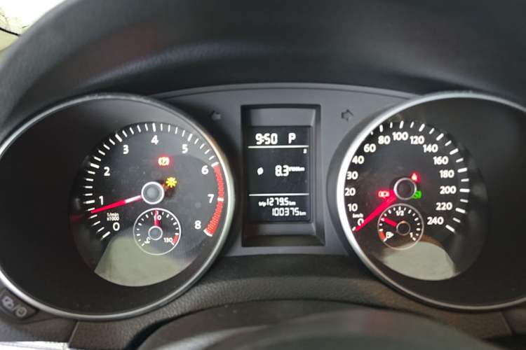 Used Volkswagen Golf 2012 1.4 TSI Automatic Comfort Edition Instrument Cluster
