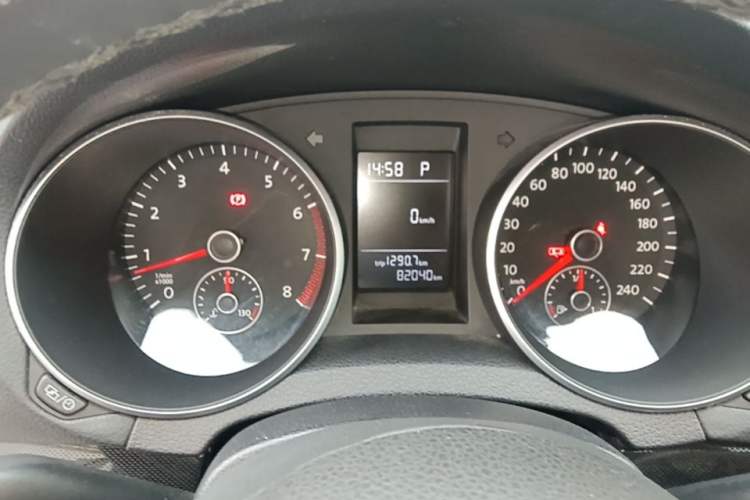 Used Volkswagen Golf 2012 1.4 TSI Automatic Comfort Edition Instrument Cluster