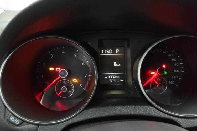 Used Volkswagen Golf 2012 1.6L Automatic Comfort Model Instrument Cluster