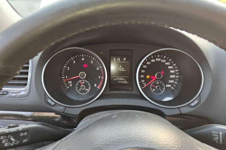 Used Volkswagen Golf 2012 1.4 TSI Automatic Comfort Edition Instrument Cluster