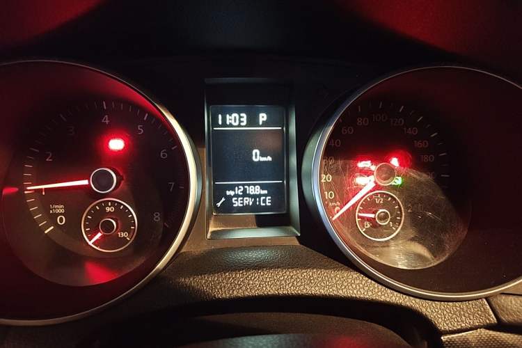 Used Volkswagen Golf 2012 1.6L Automatic Comfort Model Instrument Cluster