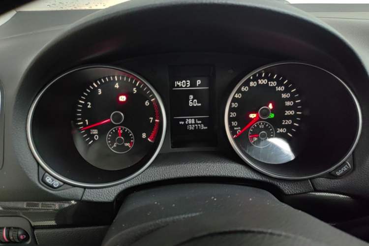 Used Volkswagen Golf 2012 1.4 TSI Automatic Comfort Edition Instrument Cluster