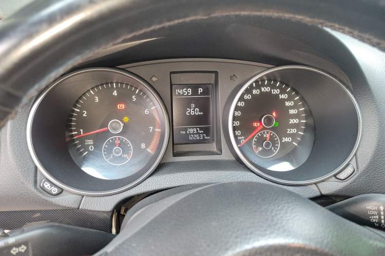 Used Volkswagen Golf 2012 1.6L Automatic Comfort Model Instrument Cluster