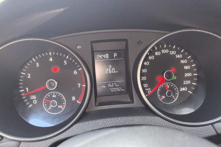 Used Volkswagen Golf 2012 1.4 TSI Automatic Comfort Edition Instrument Cluster