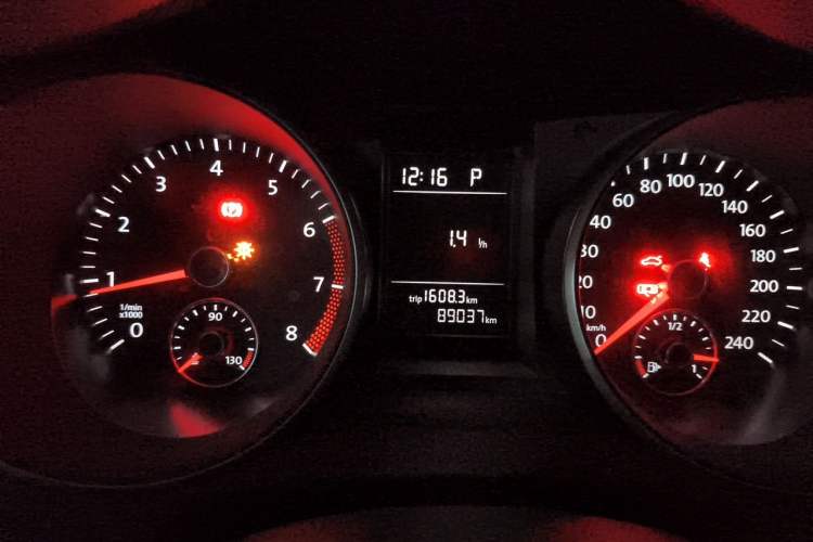 Used Volkswagen Golf 2012 1.6L Automatic Comfort Model Instrument Cluster