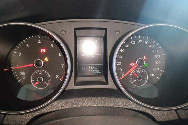 Used Volkswagen Golf 2012 1.6L Automatic Comfort Model Instrument Cluster