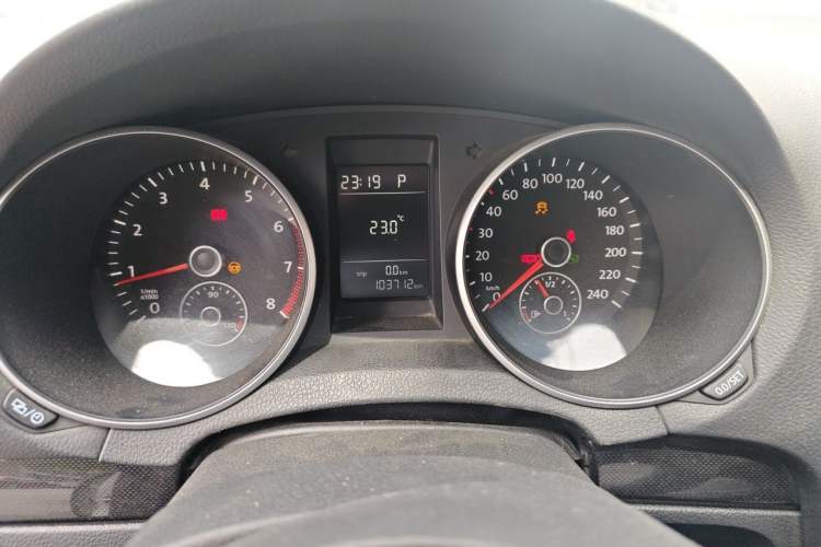 Used Volkswagen Golf 2012 1.6L Automatic Comfort Model Instrument Cluster