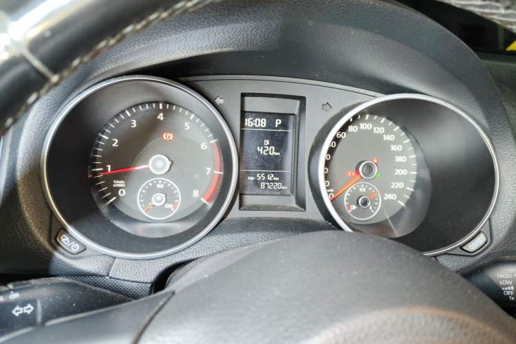 Used Volkswagen Golf 2012 1.6L Automatic Comfort Model Instrument Cluster