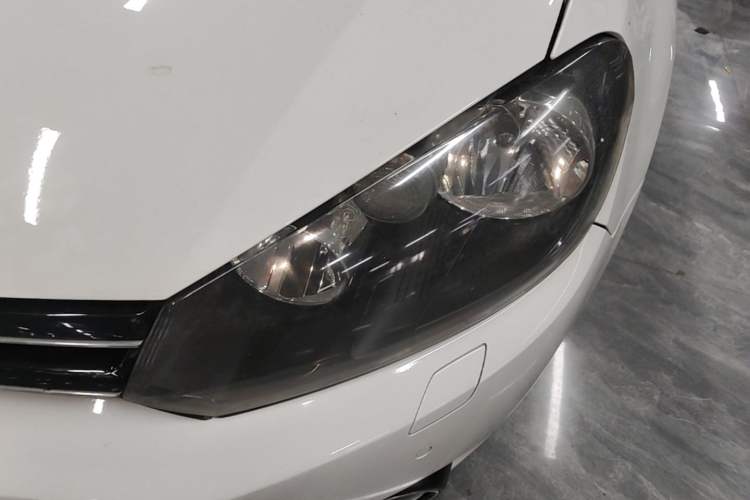 Used Volkswagen Golf 2012 1.4TSI Comfort Convertible Edition Left Front Headlight