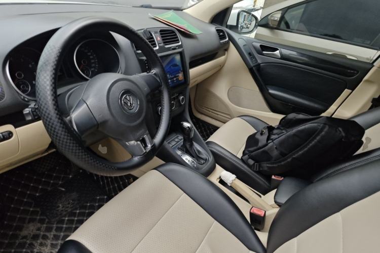 Used Volkswagen Golf 2012 1.6L Automatic Comfort Model Left Front Seat