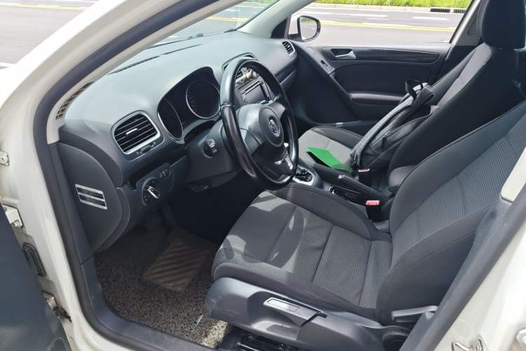 Used Volkswagen Golf 2012 1.4 TSI Automatic Comfort Edition Left Front Seat