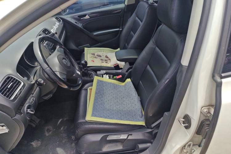 Used Volkswagen Golf 2012 1.4 TSI Manual Comfort Edition Left Front Seat