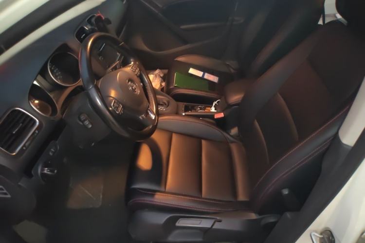 Used Volkswagen Golf 2012 1.4 TSI Automatic Comfort Edition Left Front Seat
