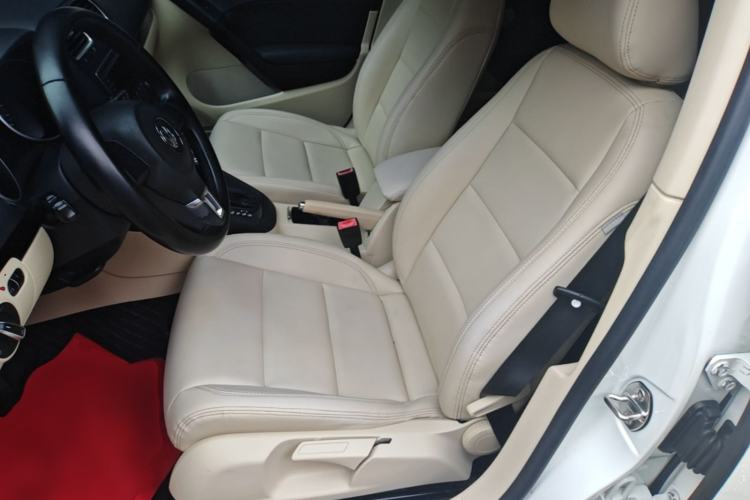 Used Volkswagen Golf 2012 1.6L Automatic Comfort Model Left Front Seat