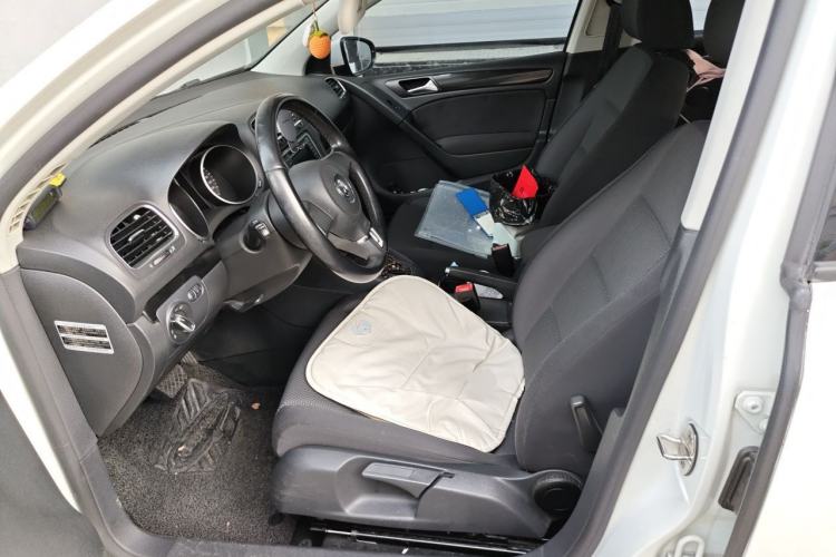 Used Volkswagen Golf 2012 1.6L Automatic Comfort Model Left Front Seat