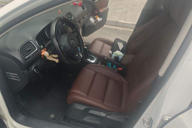 Used Volkswagen Golf 2012 1.6L Automatic Comfort Model Left Front Seat