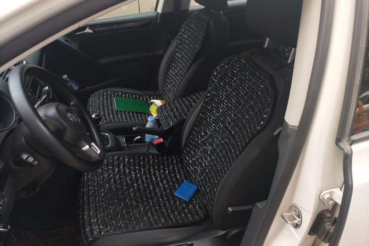 Used Volkswagen Golf 2012 1.6 Manual Comfort Edition Left Front Seat