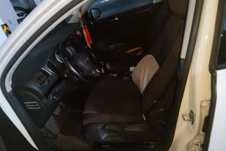 Used Volkswagen Golf 2012 1.6L Automatic Comfort Model Left Front Seat