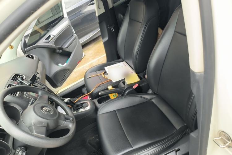 Used Volkswagen Golf 2012 1.6L Automatic Fashion Model Left Front Seat
